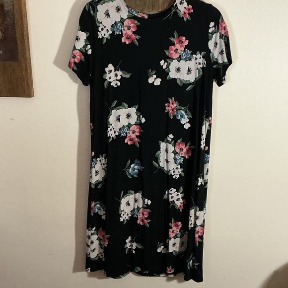 J. Jill Dresses & Skirts - J Jill Everwear Collection Floral Black Dress